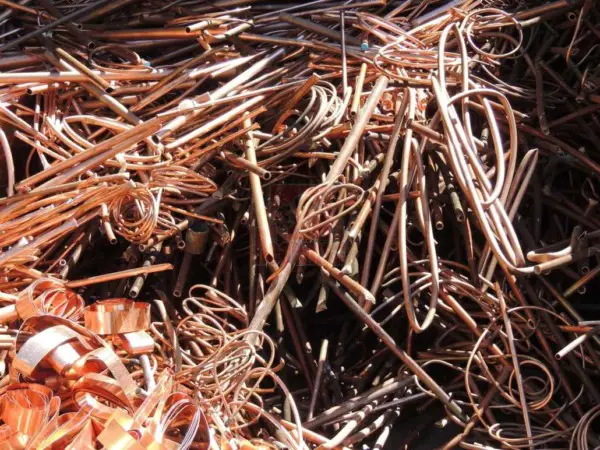 ¿A cuánto se vende el cobre?  Aprenda cómo iniciar un negocio de desguace de cobre