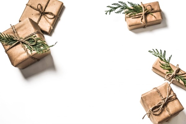 Los 3 mejores lugares para vender sus tarjetas de regalo de Navidad no deseadas por dinero en efectivo (en línea y en persona)